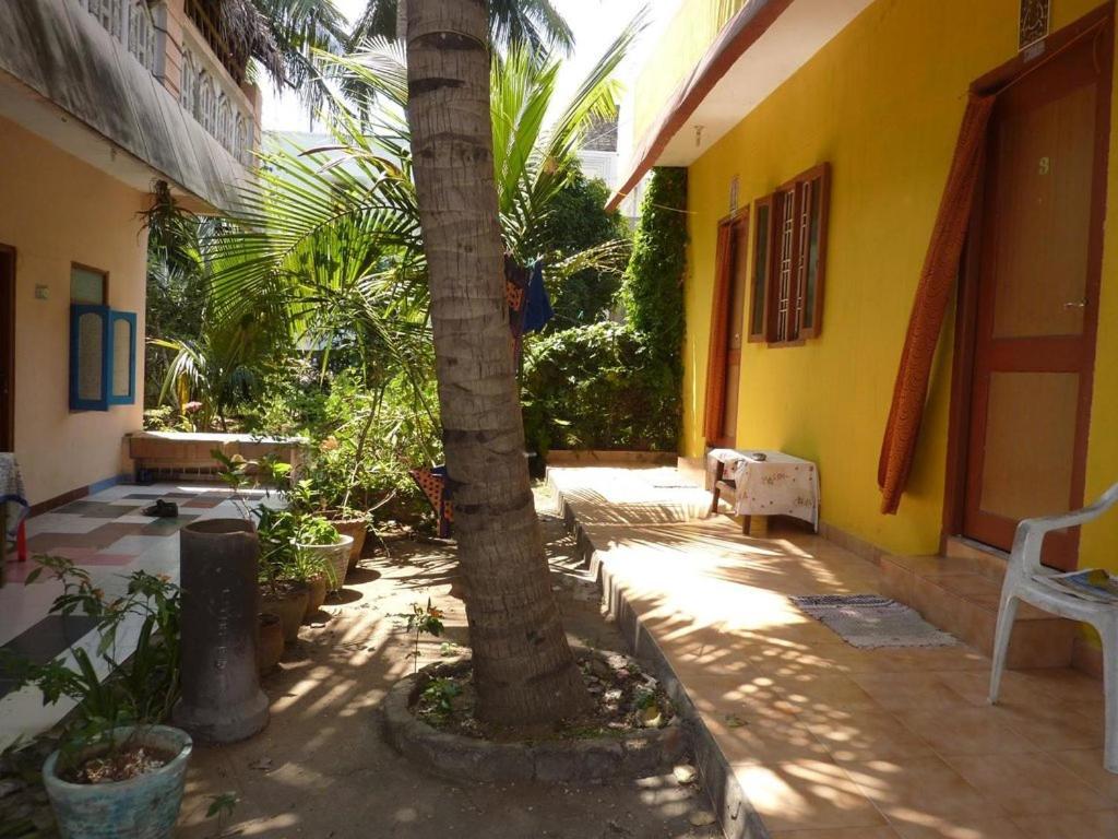 مهاباليبورام Shakti Family Guest House المظهر الخارجي الصورة